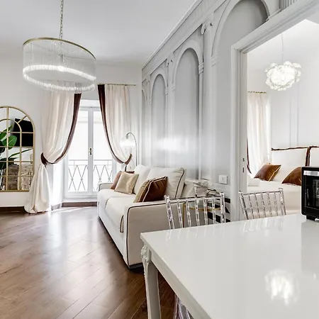 度假居 Next To Spanish Square - Romedreamhome *