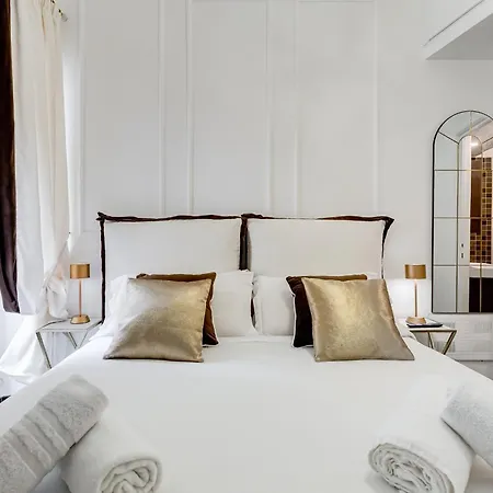 Next To Spanish Square - Romedreamhome 度假居