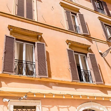 Next To Spanish Square - Romedreamhome *